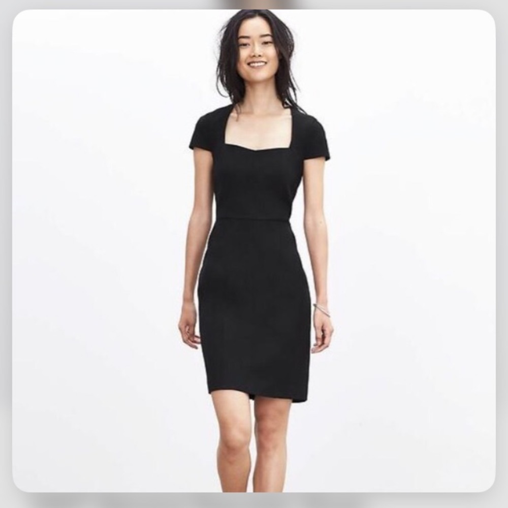 Banana Republic • Sloan black dress